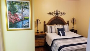 2 bedrooms, iron/ironing board, WiFi, bed sheets - Gorgeous Gulf Views - 40 Ft Balc ; Free Beach Chair Set Up; Walk-In Showers! (Panama City)
