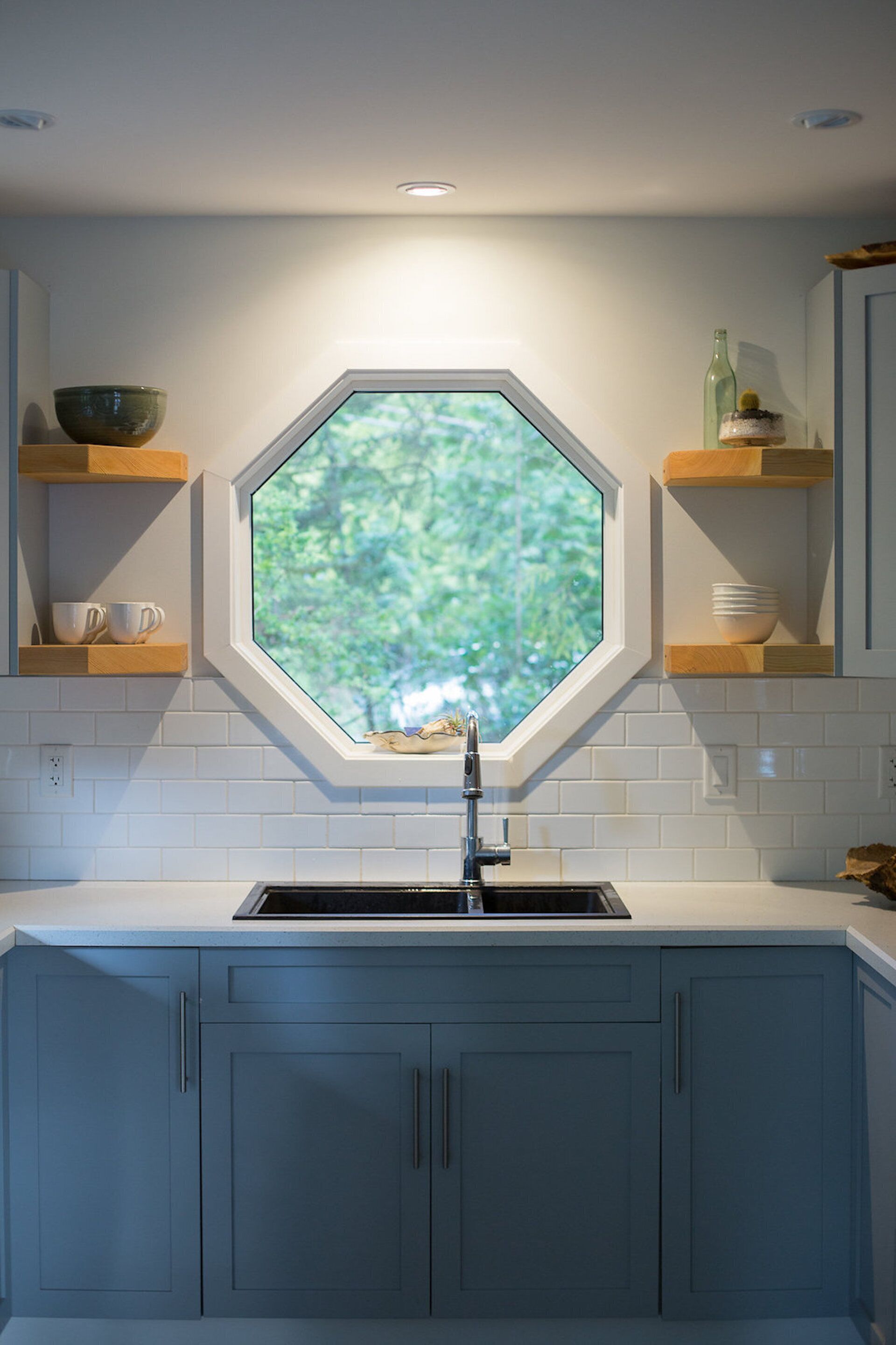 Cozy Tofino Guest House, Walking Distance to the Beach