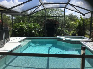 Piscine extérieure