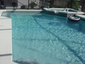 Piscine extérieure