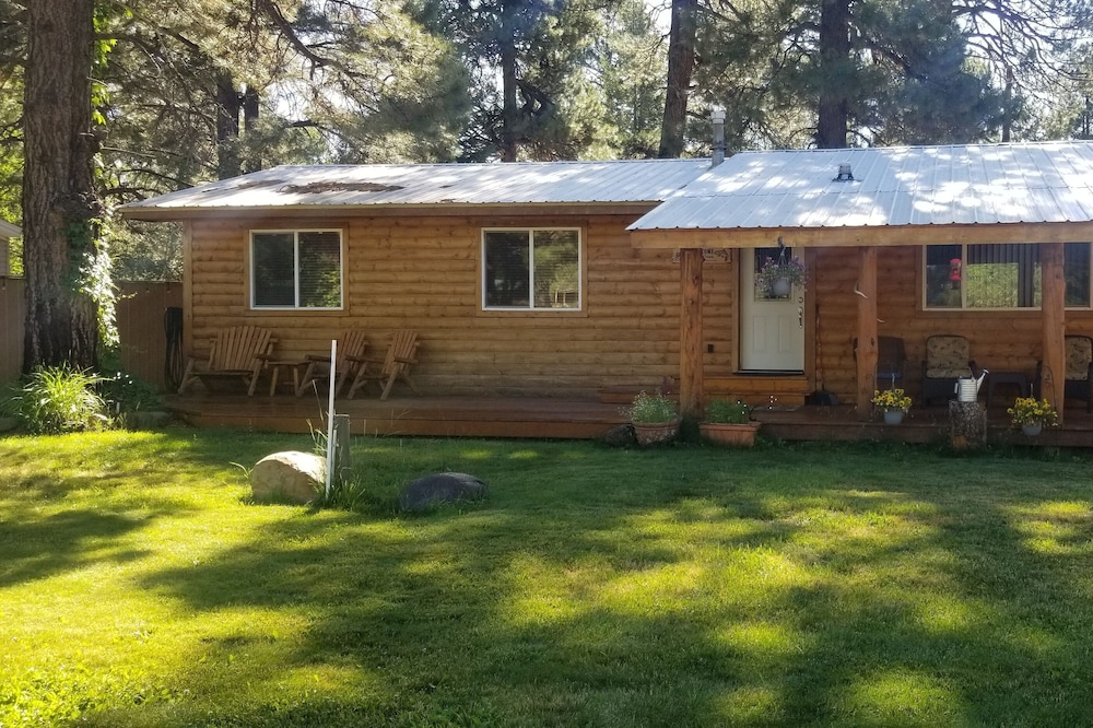 Log Sided Home in the Heart of Chama NM