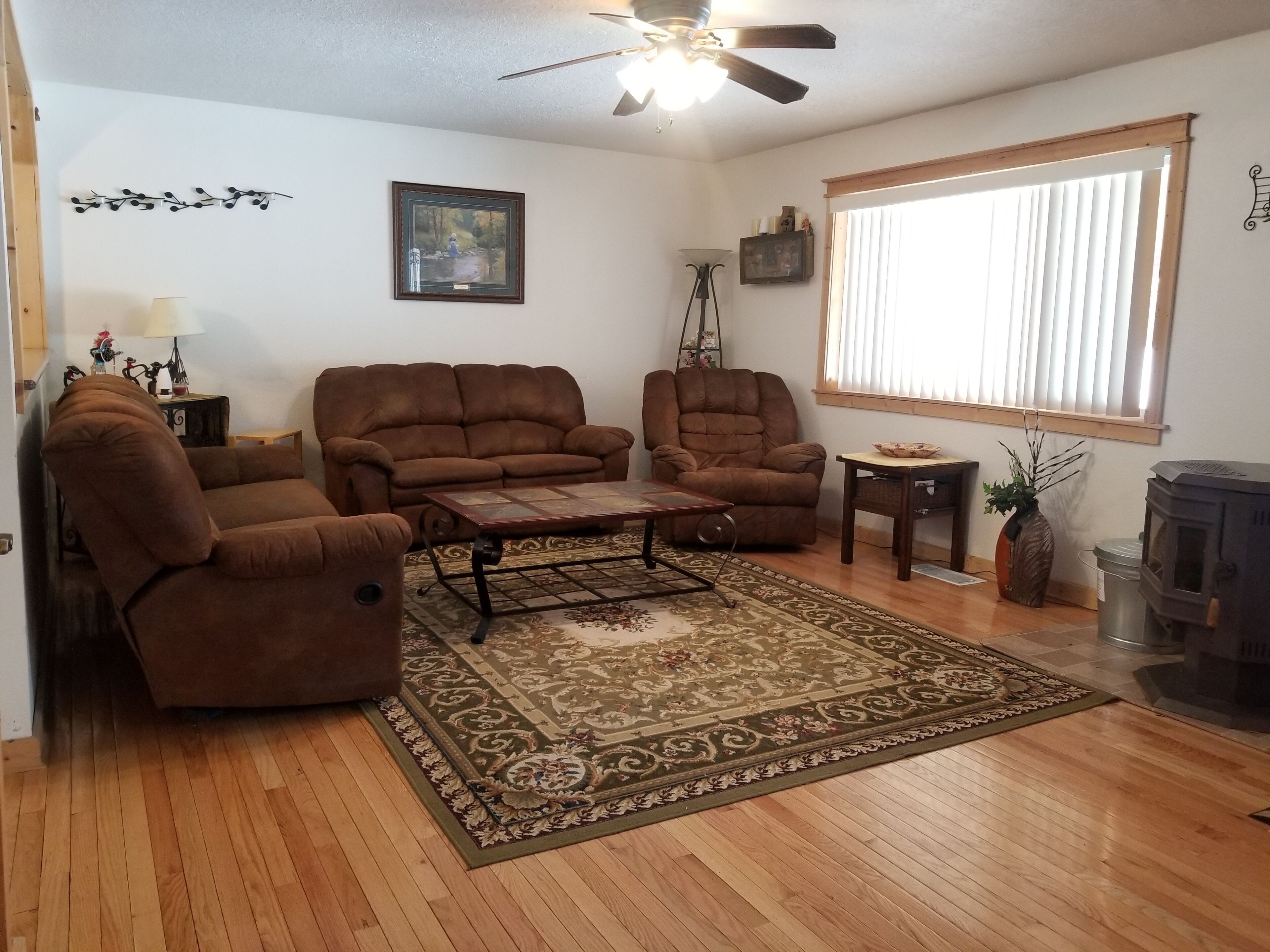 Log Sided Home in the Heart of Chama NM