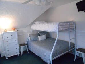 10 chambres, fer et planche à repasser, Wi-Fi gratuit