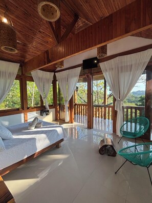 1 bedroom, in-room safe, free WiFi, bed sheets