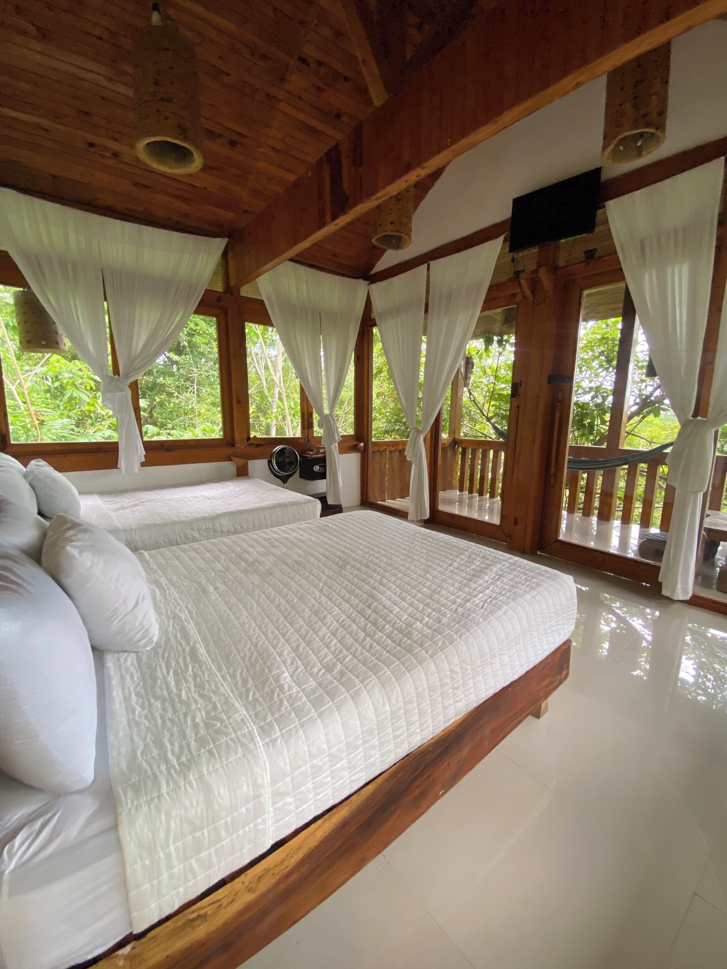 1 bedroom, in-room safe, free WiFi, bed sheets