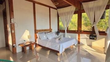 1 bedroom, in-room safe, free WiFi, bed sheets