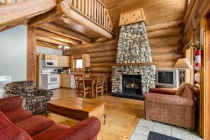 Unclassified image, 5 of 22, button - Wonderful Rockies Cabin Getaway for Hike or Ski (Golden)