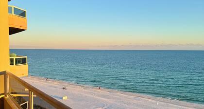 Beach Front/New Pool/Free Wifi/in-unit Jacuzzi/Tennis Court