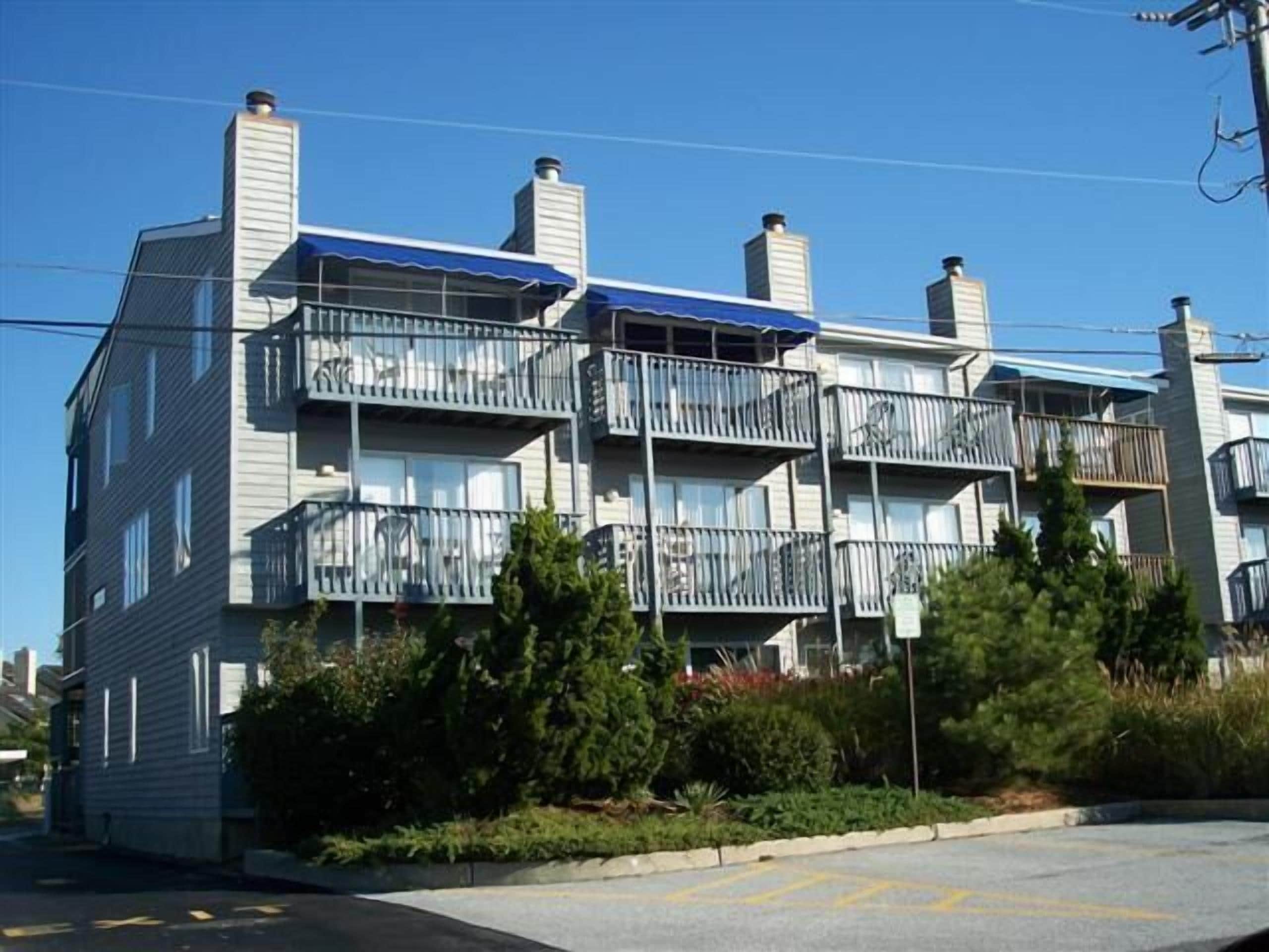 Ocean Block Downtown Dewey Beach 4BR Townhouse Recent Updates