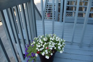 Exterior detail - Ocean Block Downtown Dewey Beach Townhouse (Rehoboth Beach)