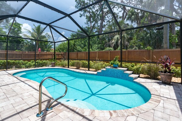 Outdoor pool, a heated pool