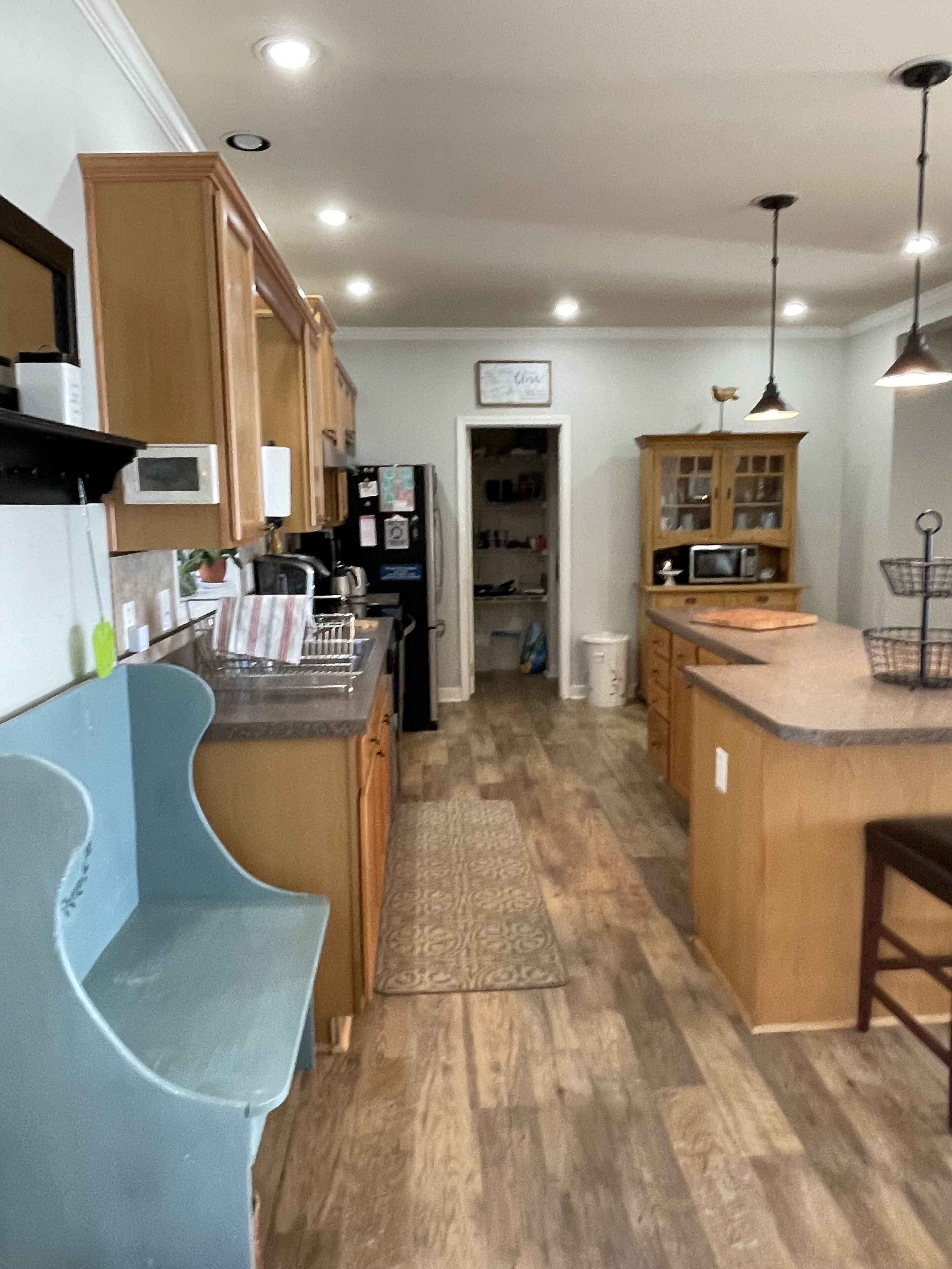 Main Lakefront Family Home,  Beach, Kayaks/SUPs, Boat Slip,  Dog Friendly