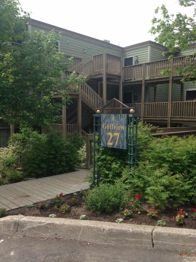 Deerhurst - Private 2 bedroom condo