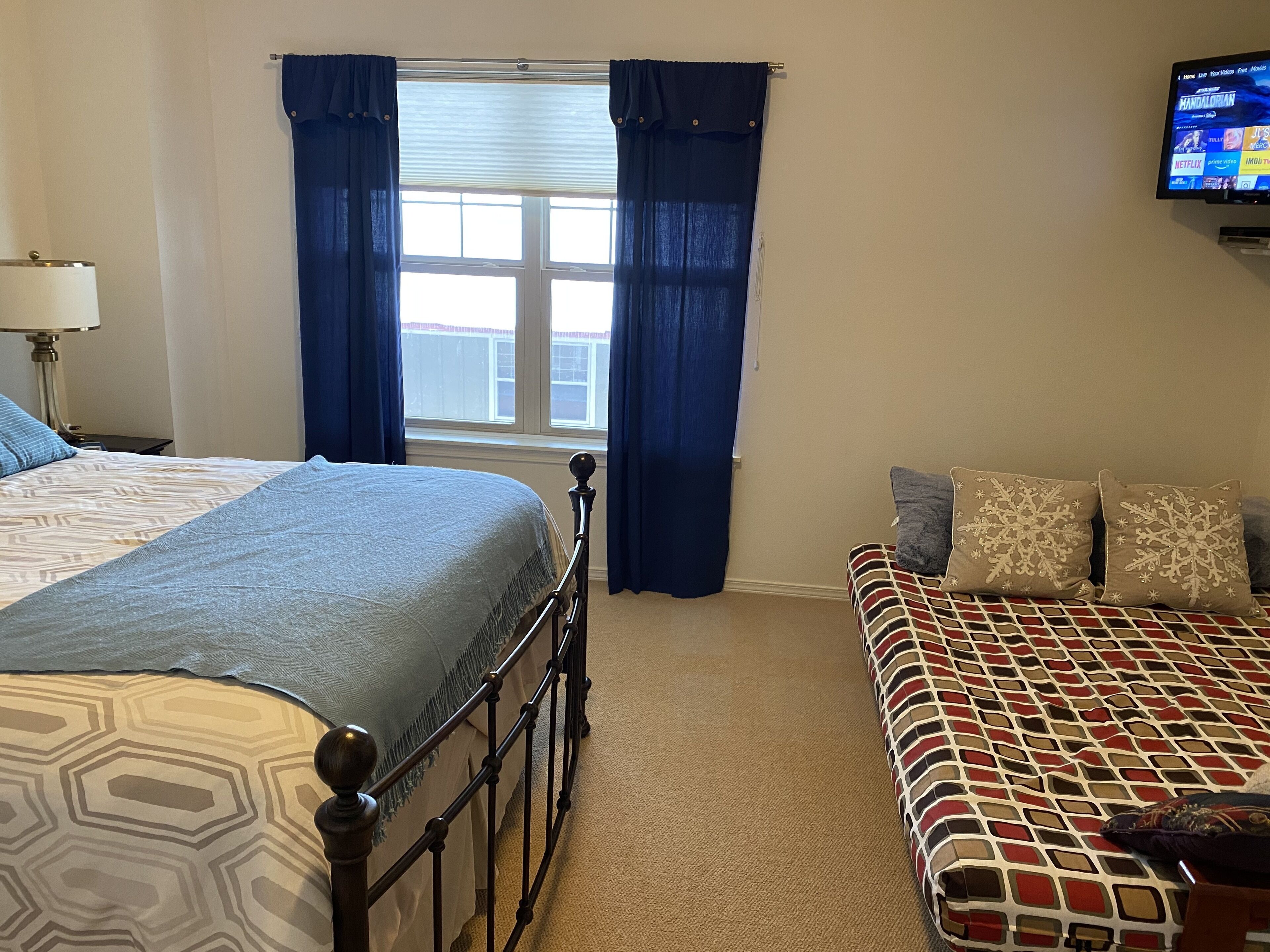  Luxury Mountain Chalet -- Full Condo Available