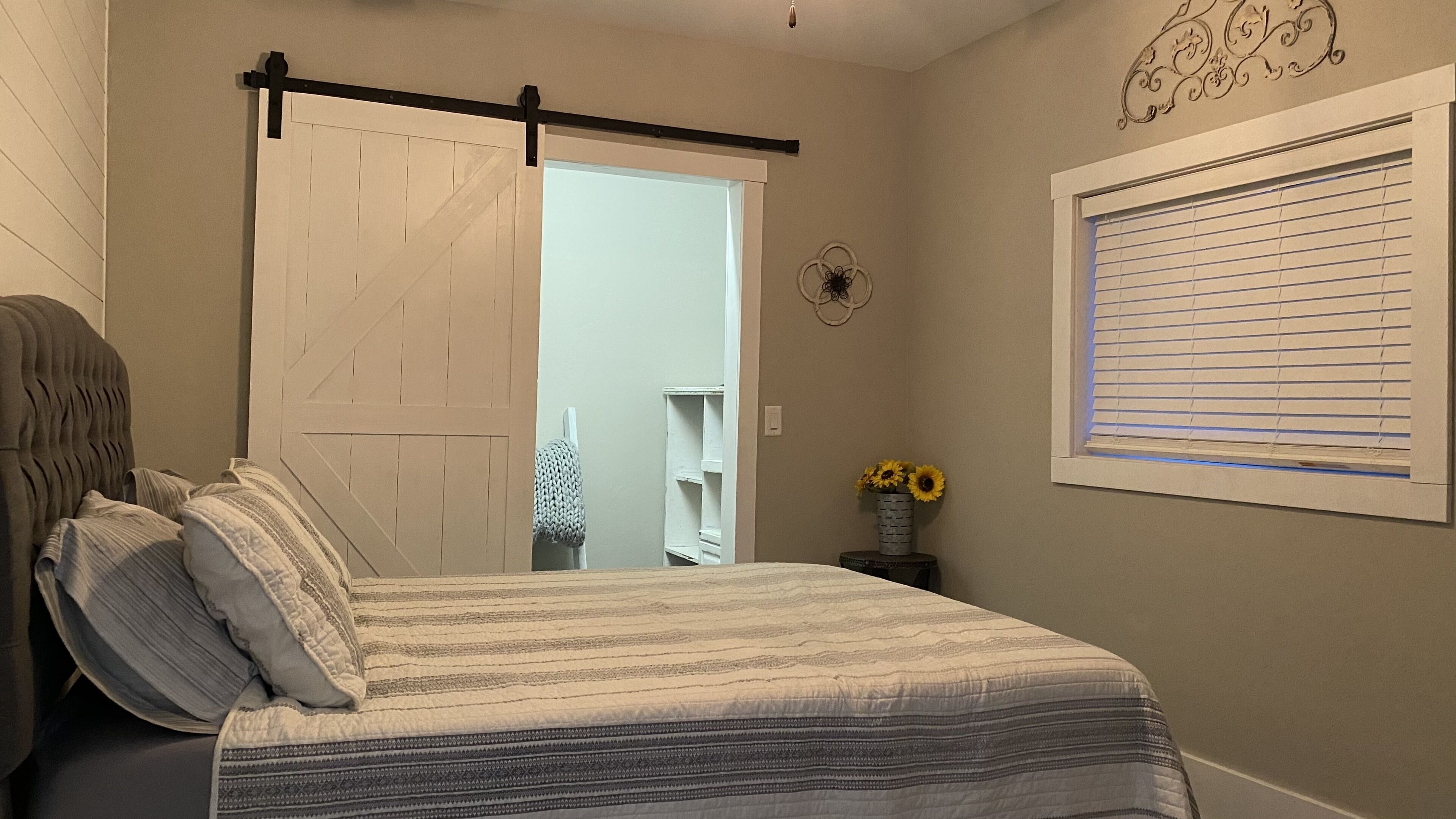 Lake Winnebago Waterfront Cottage W/Hot Tub