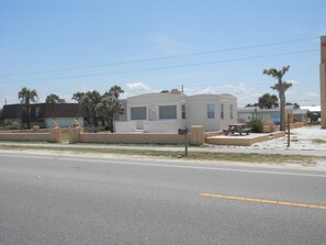 Exterior - Beachfront Spanish Style Landmark 3 Bedroom 2 bath House (Flagler Beach)