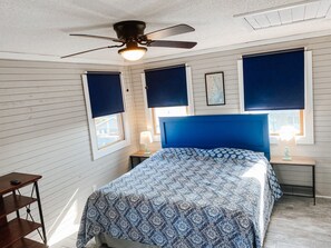 5 bedrooms, iron/ironing board, free WiFi