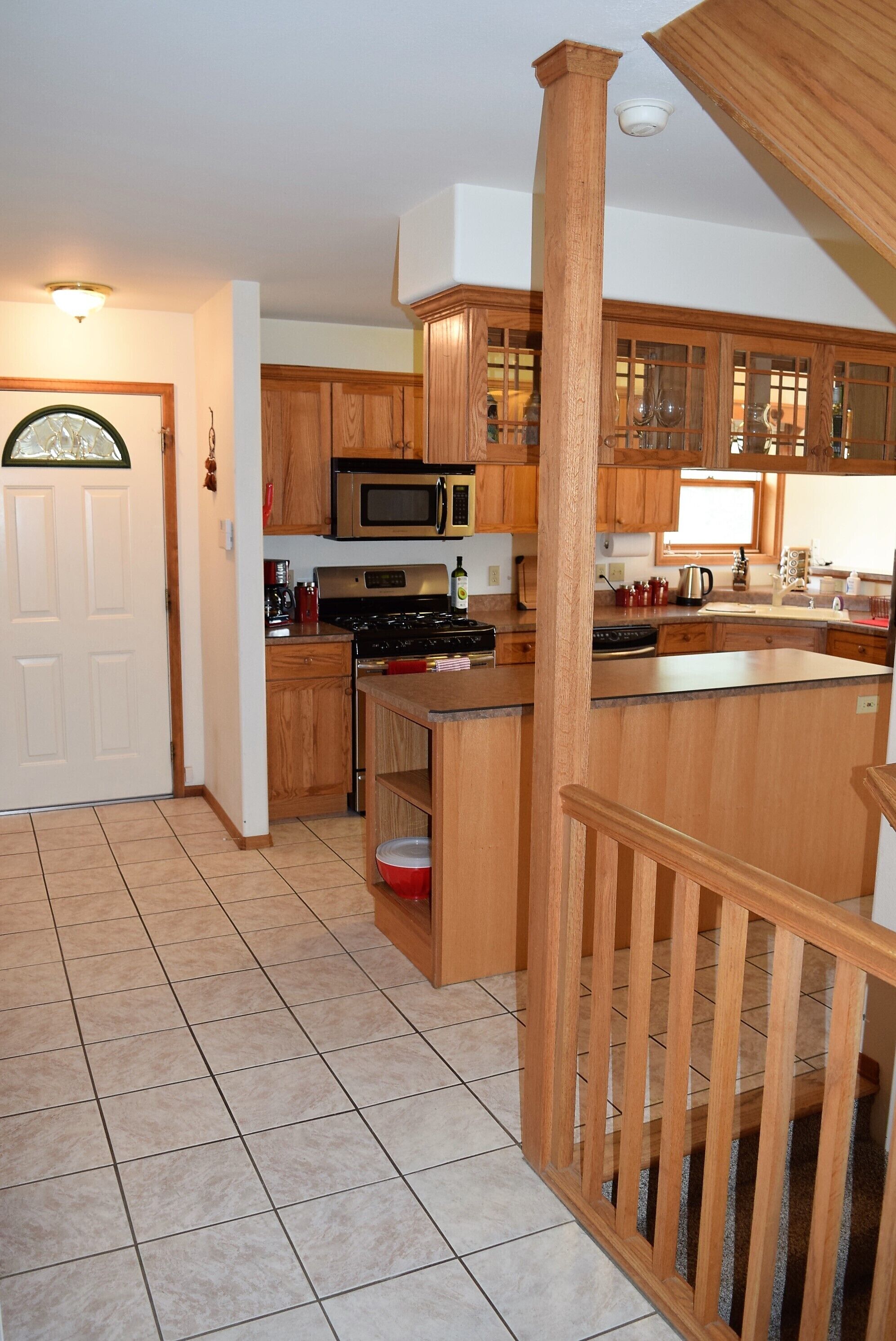 Glorious location on the creek only 1/2 mile to town  STR-130