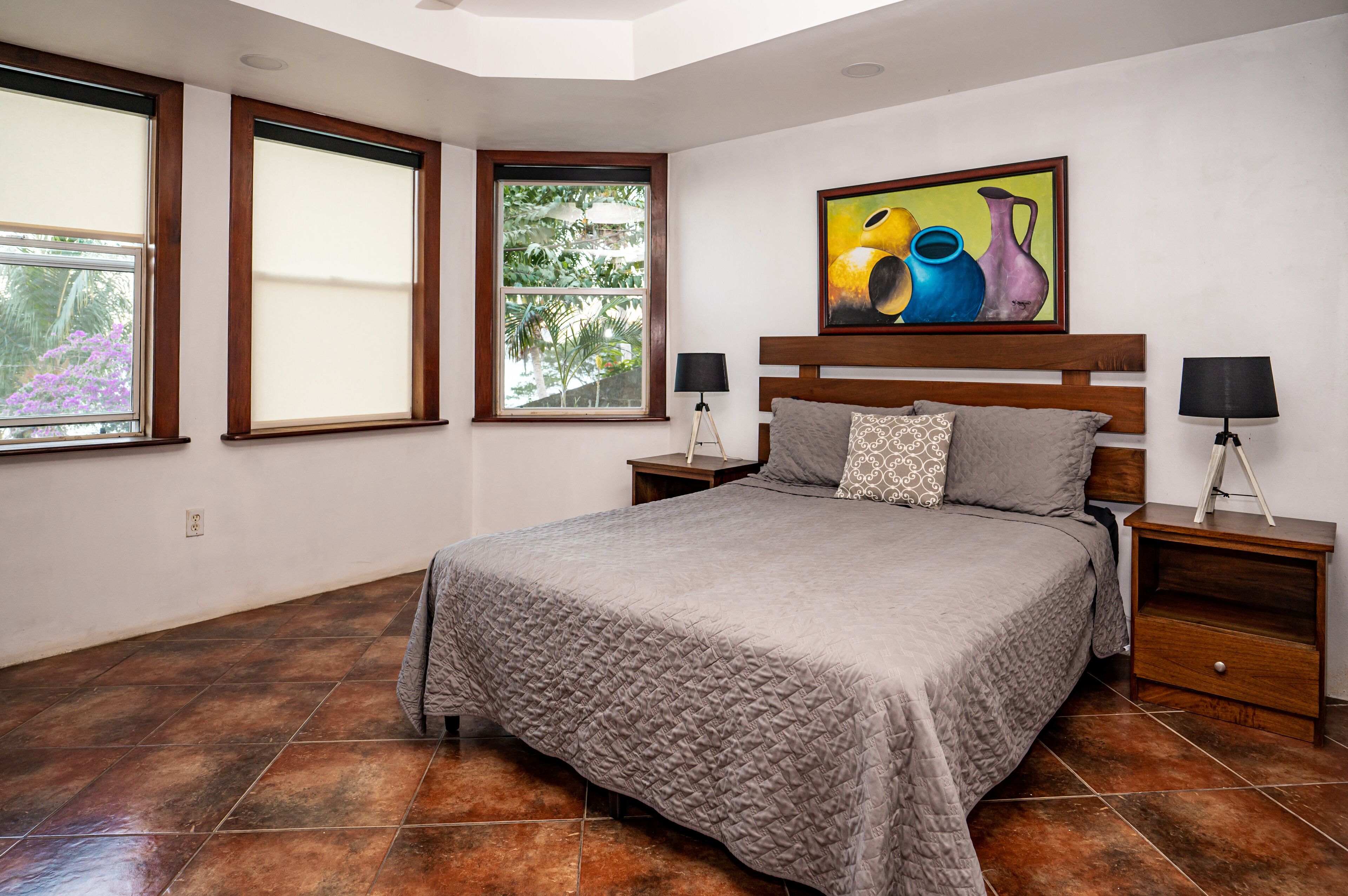 8 bedrooms, desk, iron/ironing board, free WiFi
