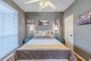 4 habitaciones, tabla de planchar con plancha, wifi y ropa de cama