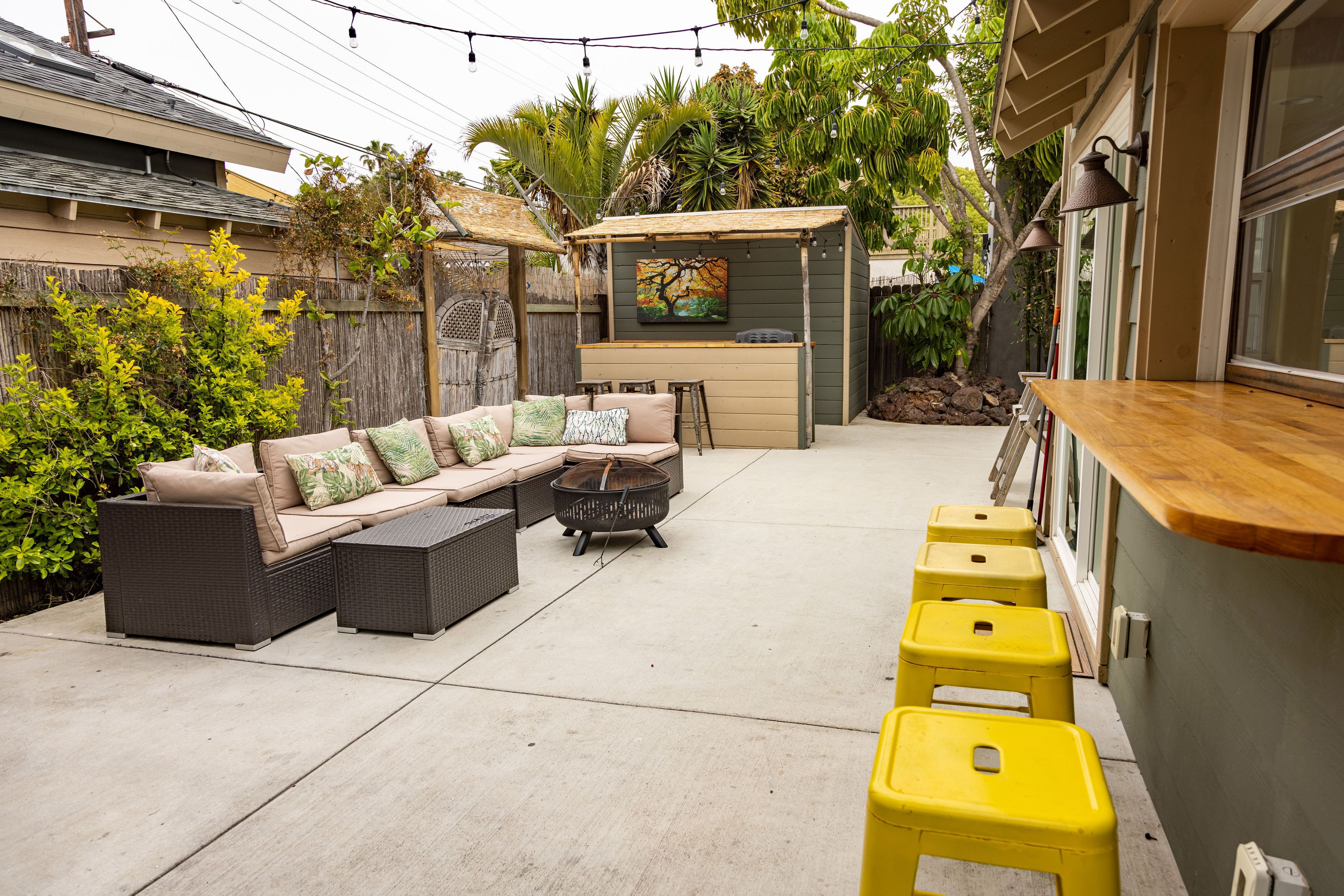 "Freeman Beach Cottage" loft, Downtown Walk to Sea