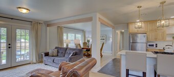 Casa entera al lado de LaFortune Park y St. Francis Hospital! ¡Mascotas bienvenidas!