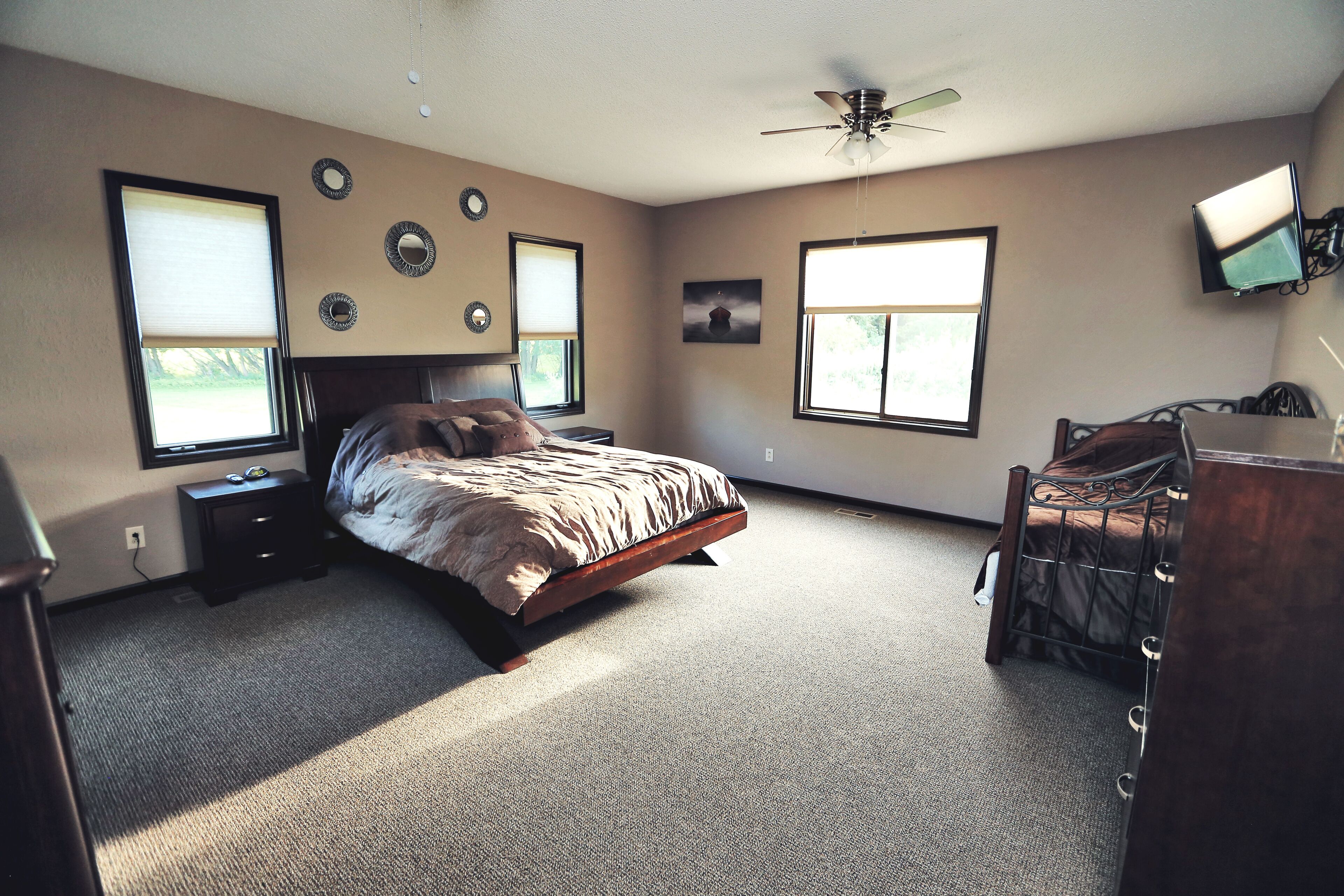 Beautiful Lake Home on Long Lake, Sleeps 18, Over 2 Acres