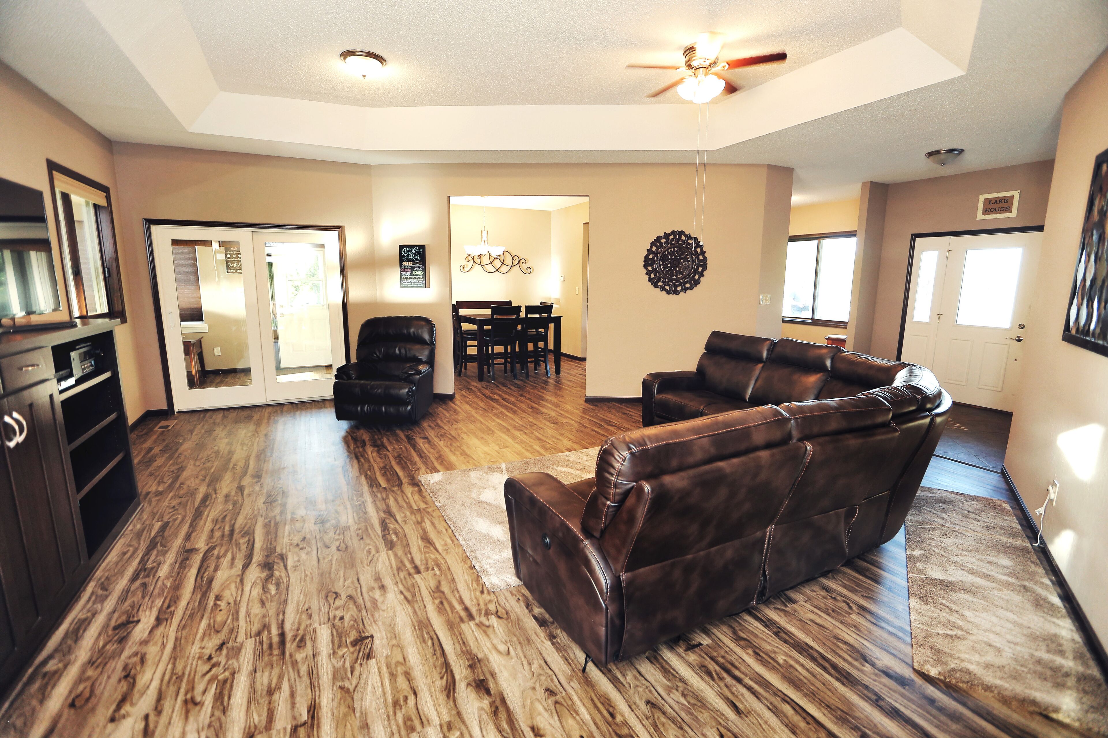 Beautiful Lake Home on Long Lake, Sleeps 18, Over 2 Acres