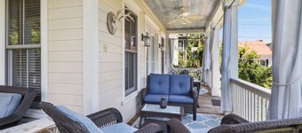 Tons of Space & Gorgeous Porch!