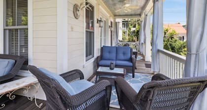 Des tonnes d'espace + porche privé et place de garage!