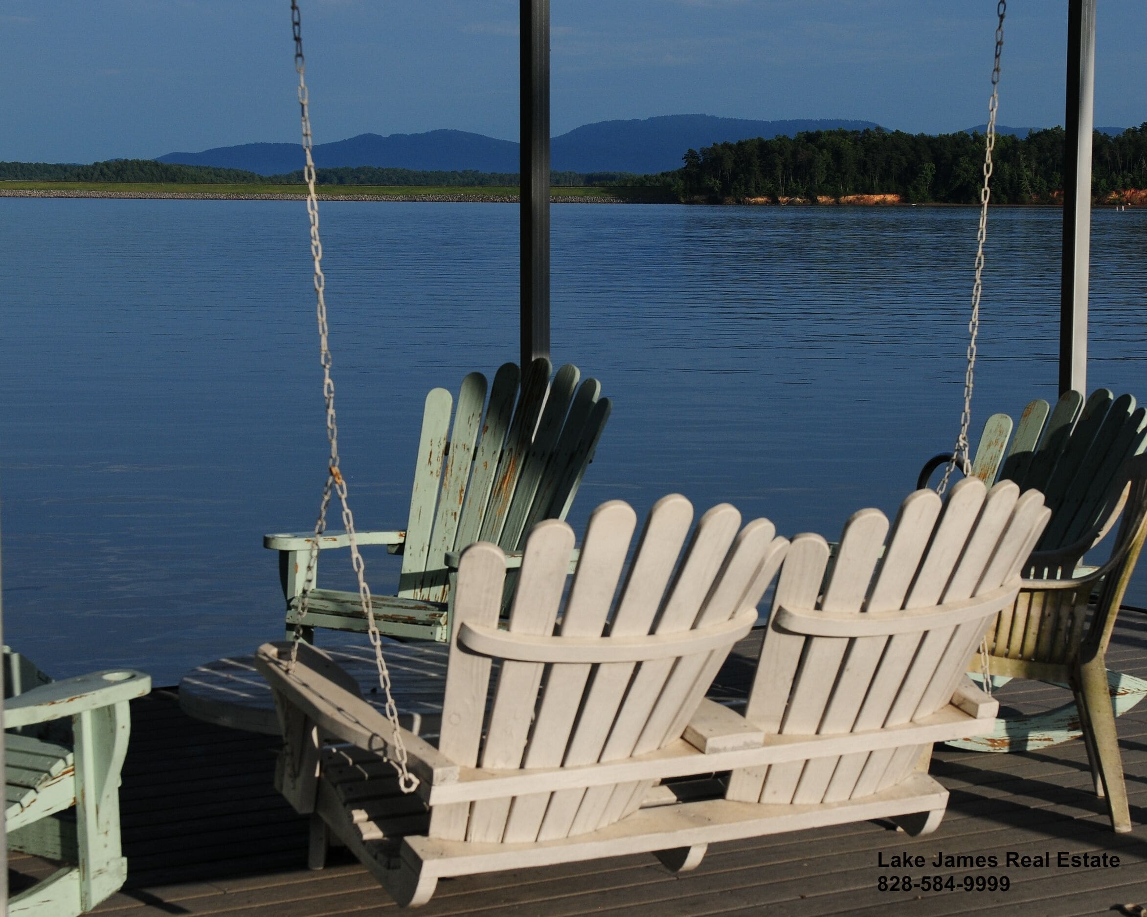 Waterfront Cottage on Beautiful, Crystal Clear Lake James