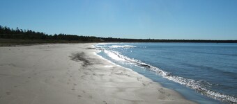 4 makuuhuoneen mökki Manitoulinin saarella, Ontario! 