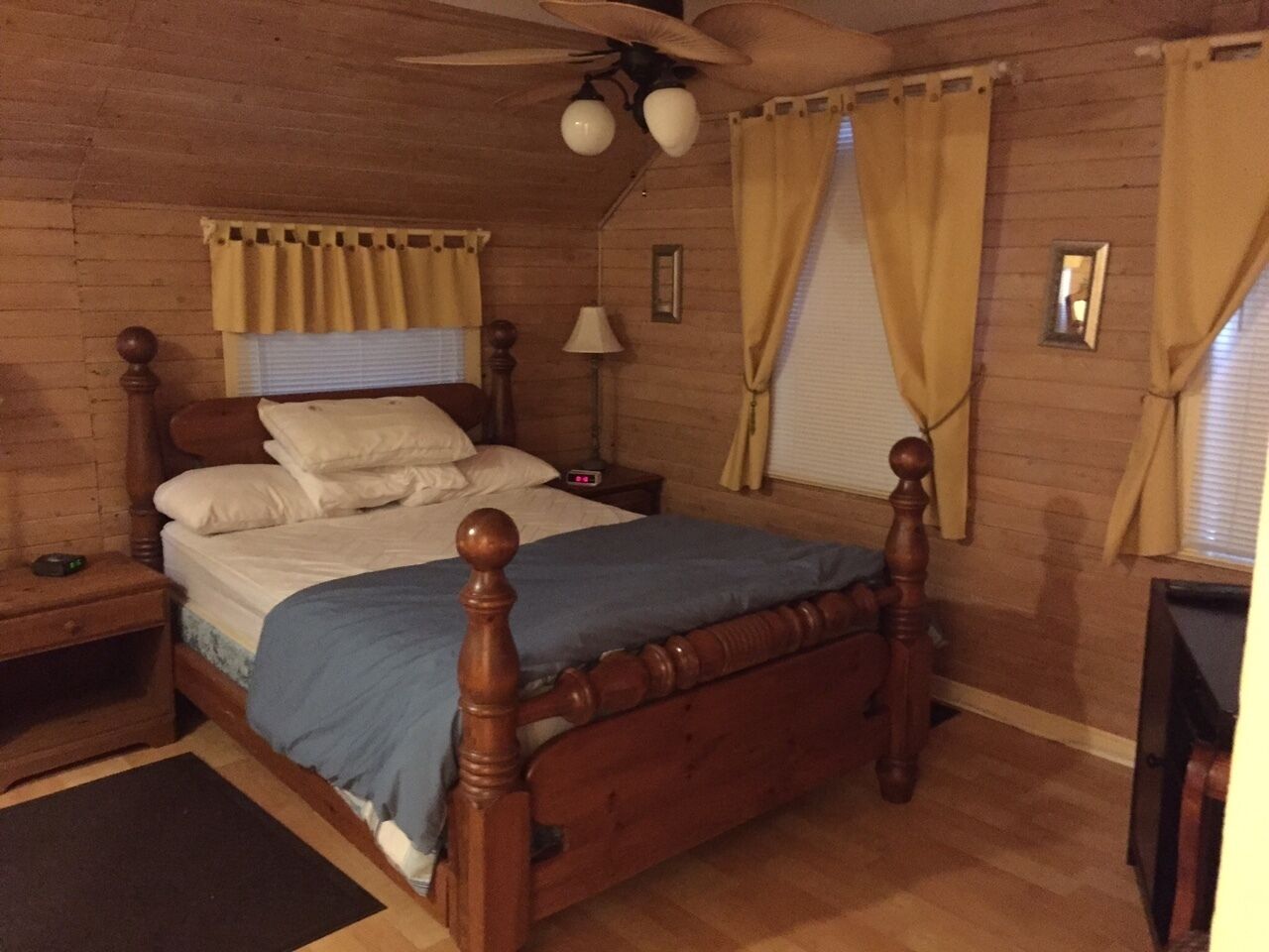 4 bedroom cottage on Manitoulin Island, Ontario! 