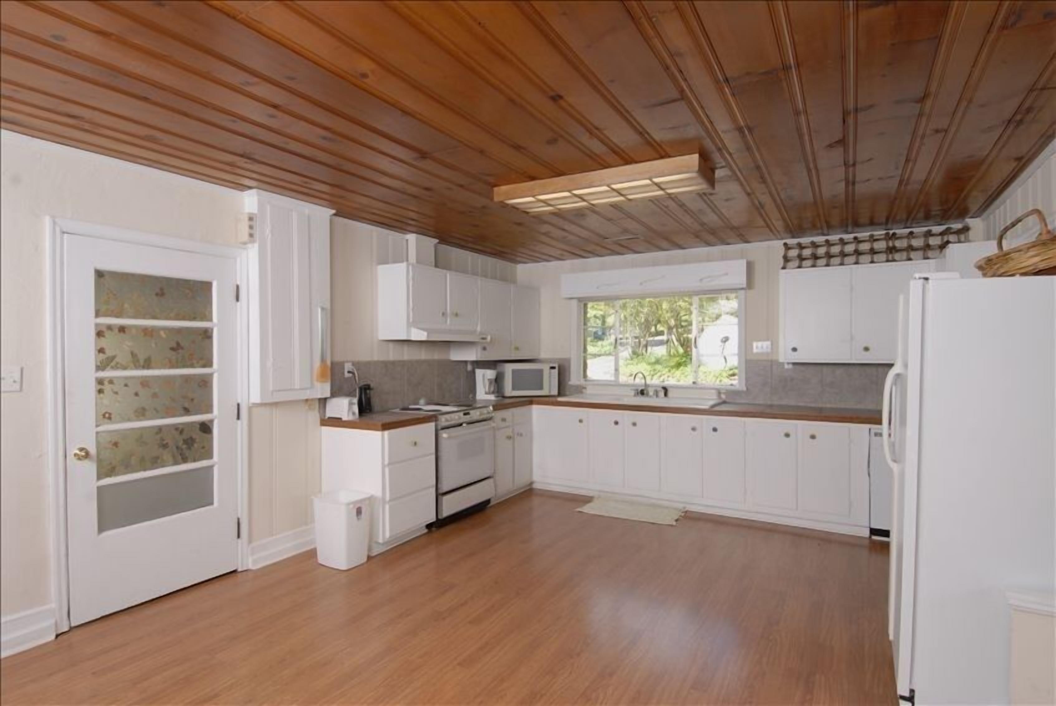 The Honeycomb Retreat-Get-Away or Get-Together