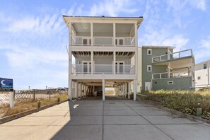 Exterior - B Free-Gulf front private home sleeps 10 (Navarre)