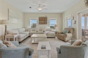 TV - B Free-Gulf front private home sleeps 10 (Navarre)