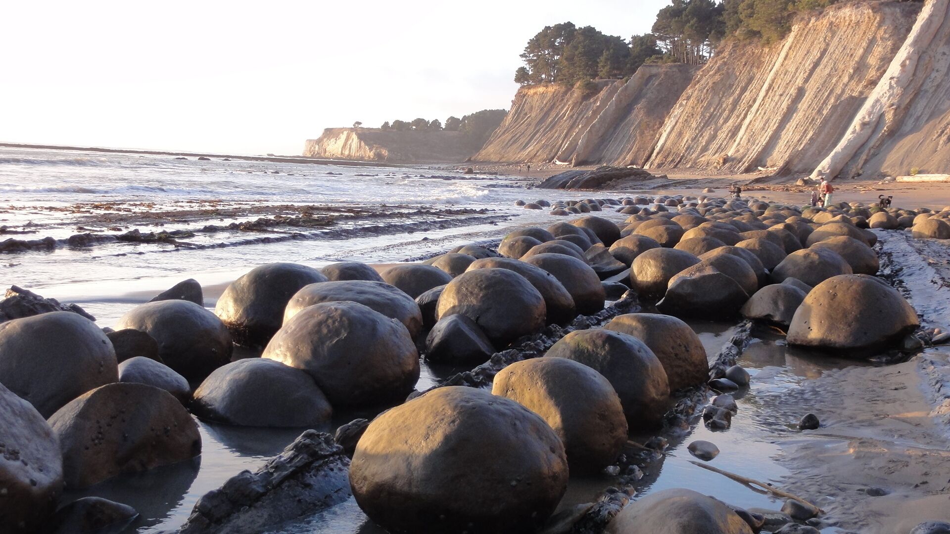Bowlingball Beach
