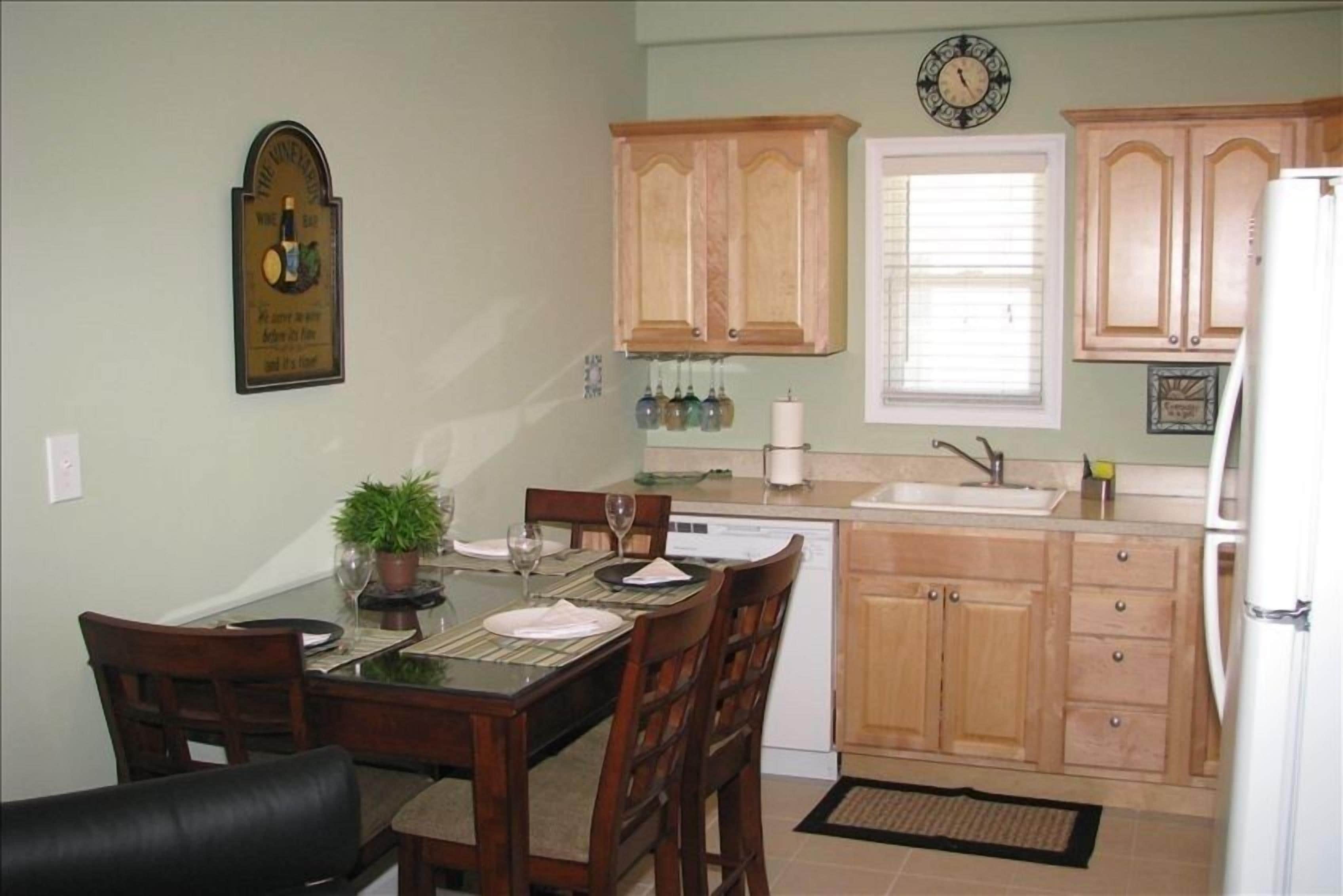 Beach Block, Pool - Reserve for 2023