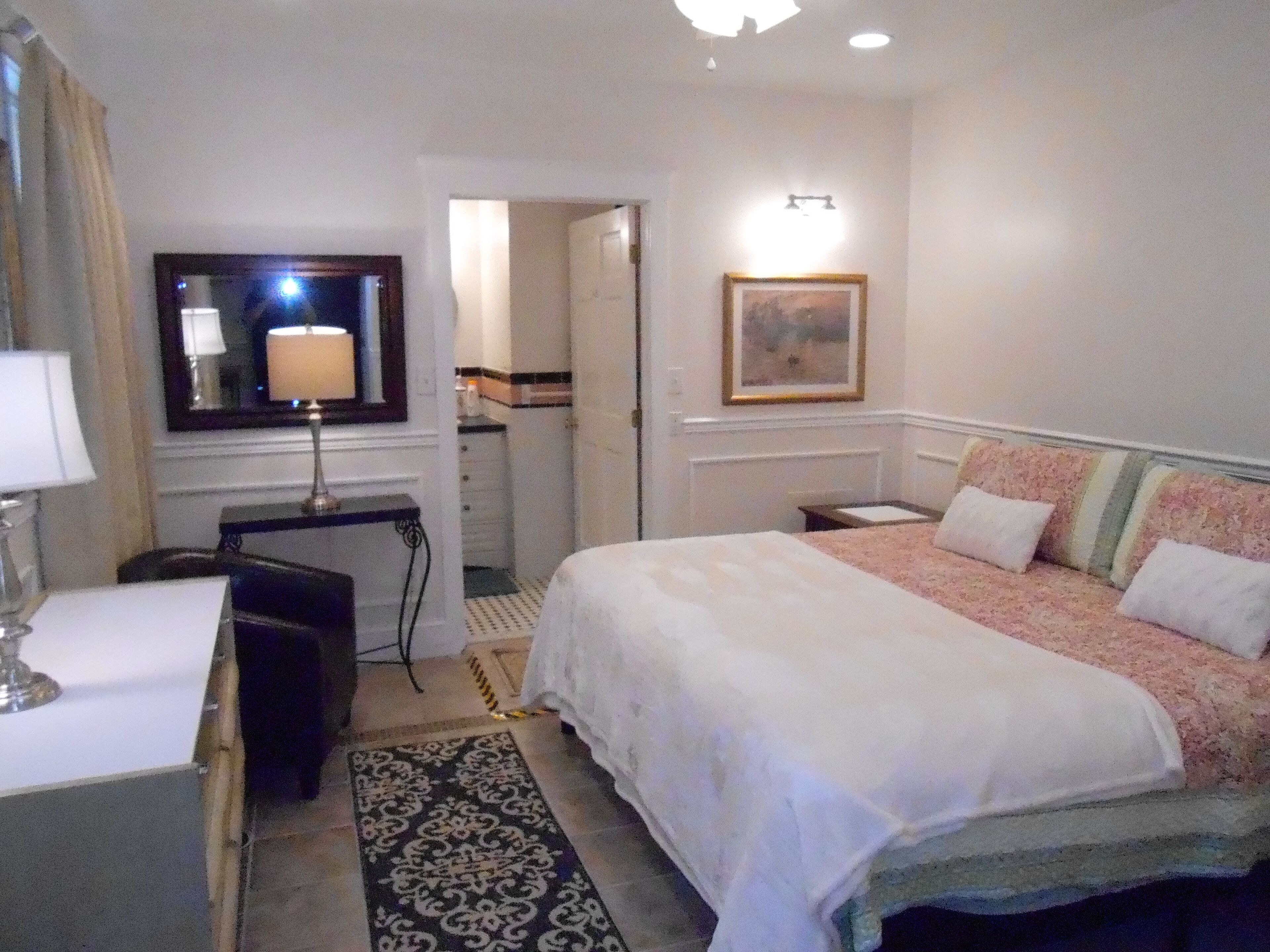 9 habitaciones, tabla de planchar con plancha y wifi gratis 