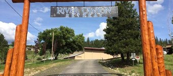 From 20 to 80 people, enjoy this private mountain Retreat!