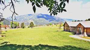 Unclassified image, 4 of 42, button - From 20 to 80 people, enjoy this private mountain Retreat! (Garden Valley)