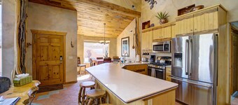 Luxueux - Southwest Comfort - Spa Master Bath - Garage Dbl - Piscine / bain à remous