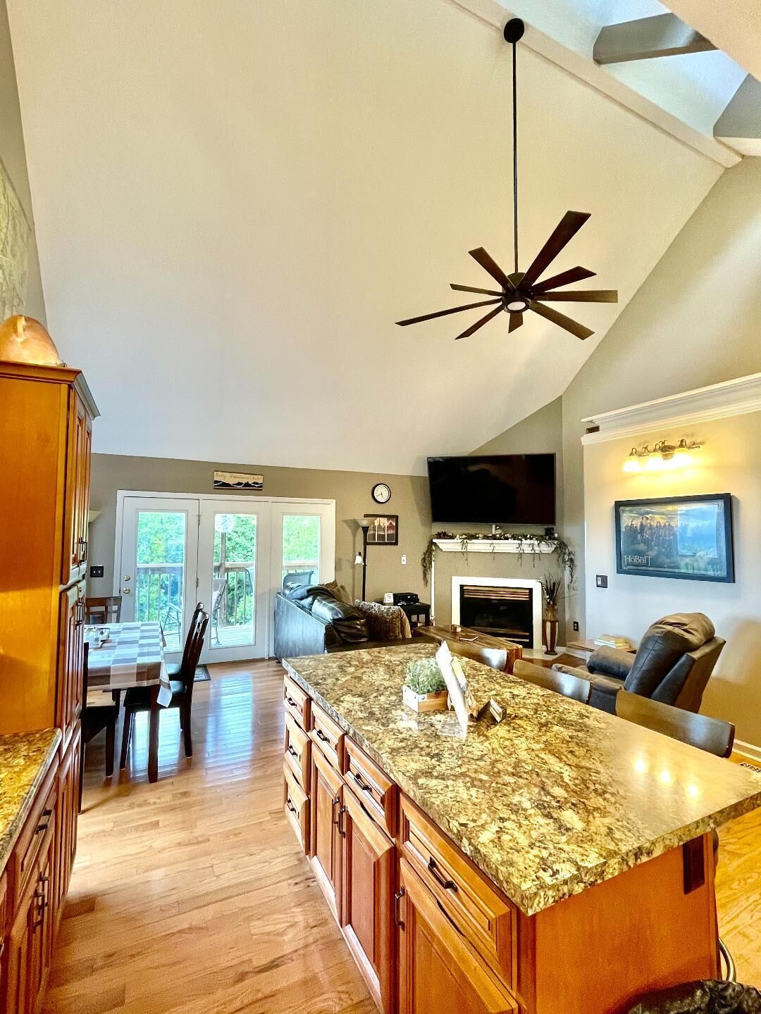 Decorated Lord of  Rings Theme. View all year round. 3 Miles from Gatlinburg.