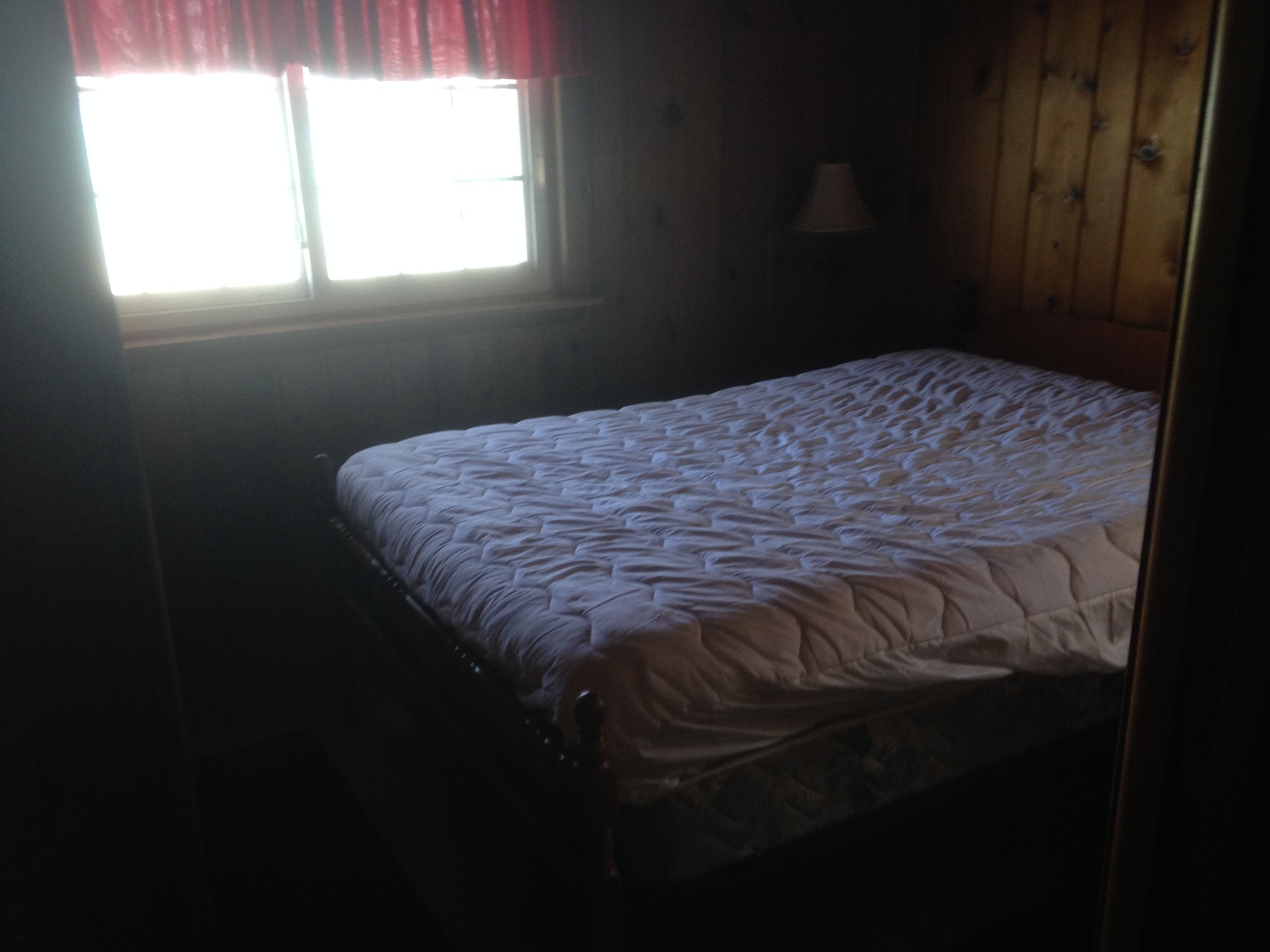 Lakefront Property + Beautiful Sunsets on Sand Point!