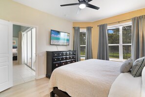 5 soveværelser, skrivebord, strygejern/strygebræt, weekendseng