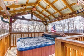 مغطس سبا خارجي