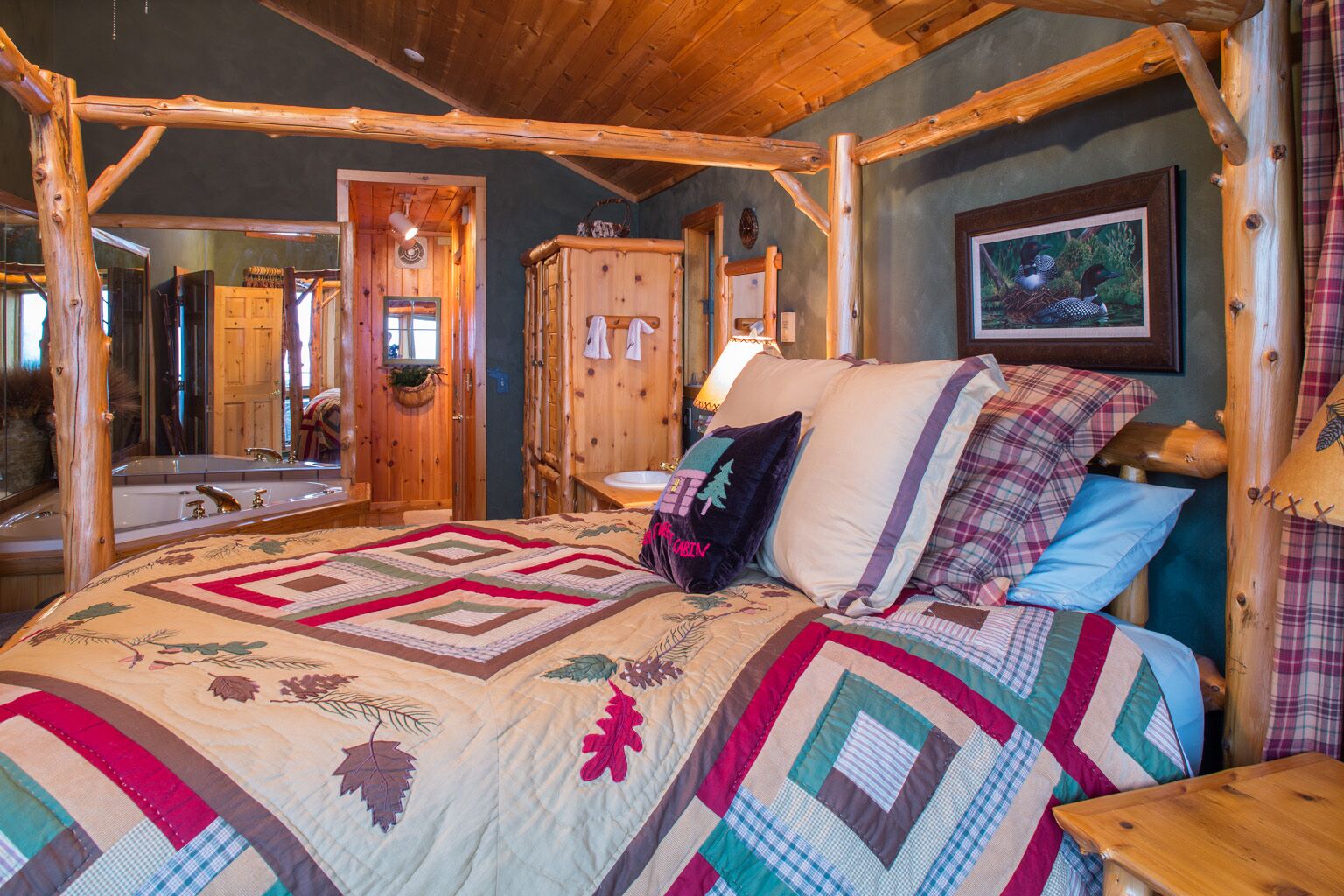 Spectacular Views -- A Mere 80' From Beautiful Lake Superior Shoreline