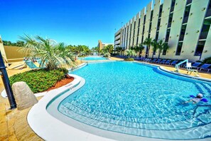 Outdoor pool, a heated pool