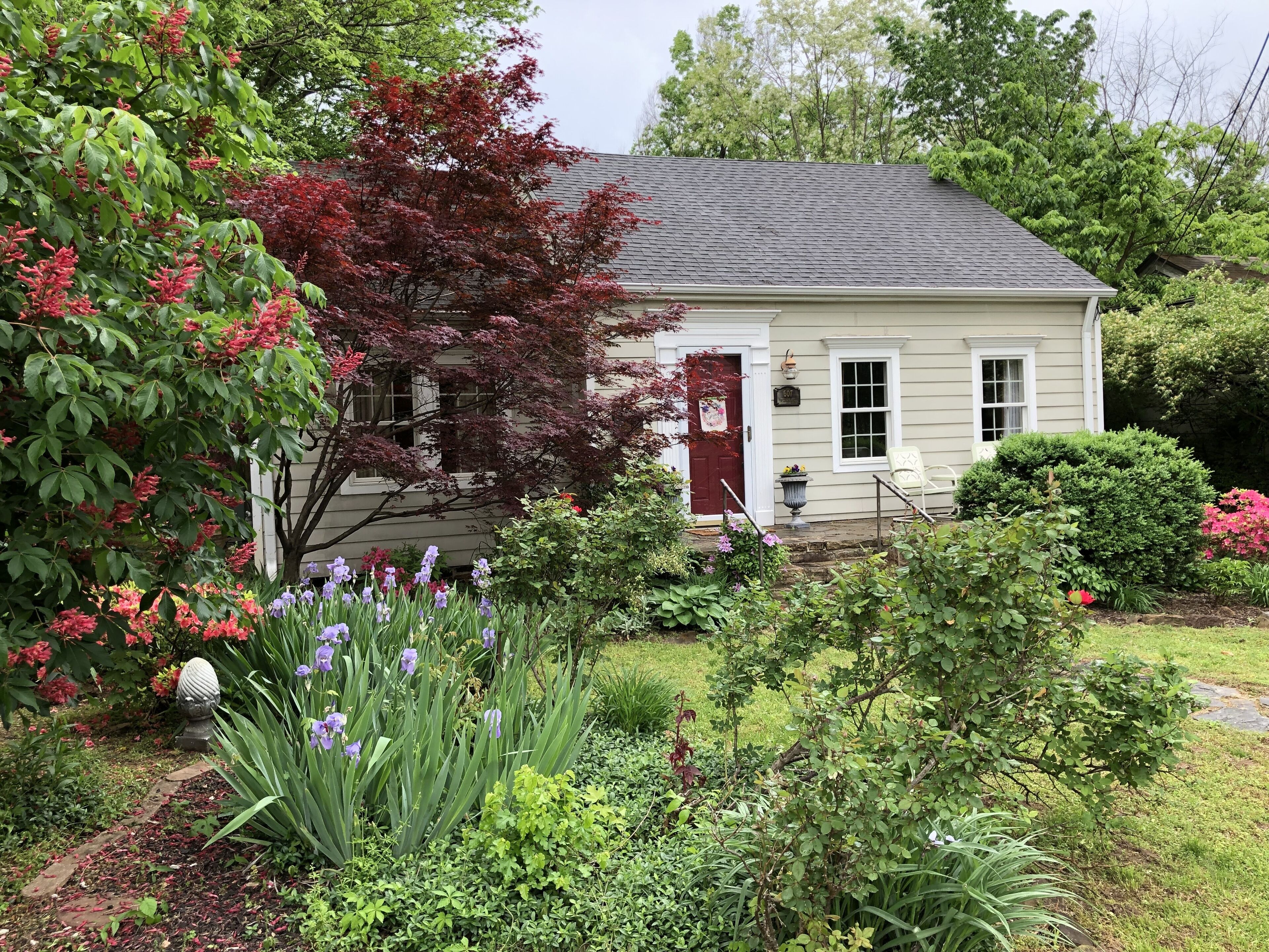 Historic setting, close to UofA, Dickson Street, Wilson Park