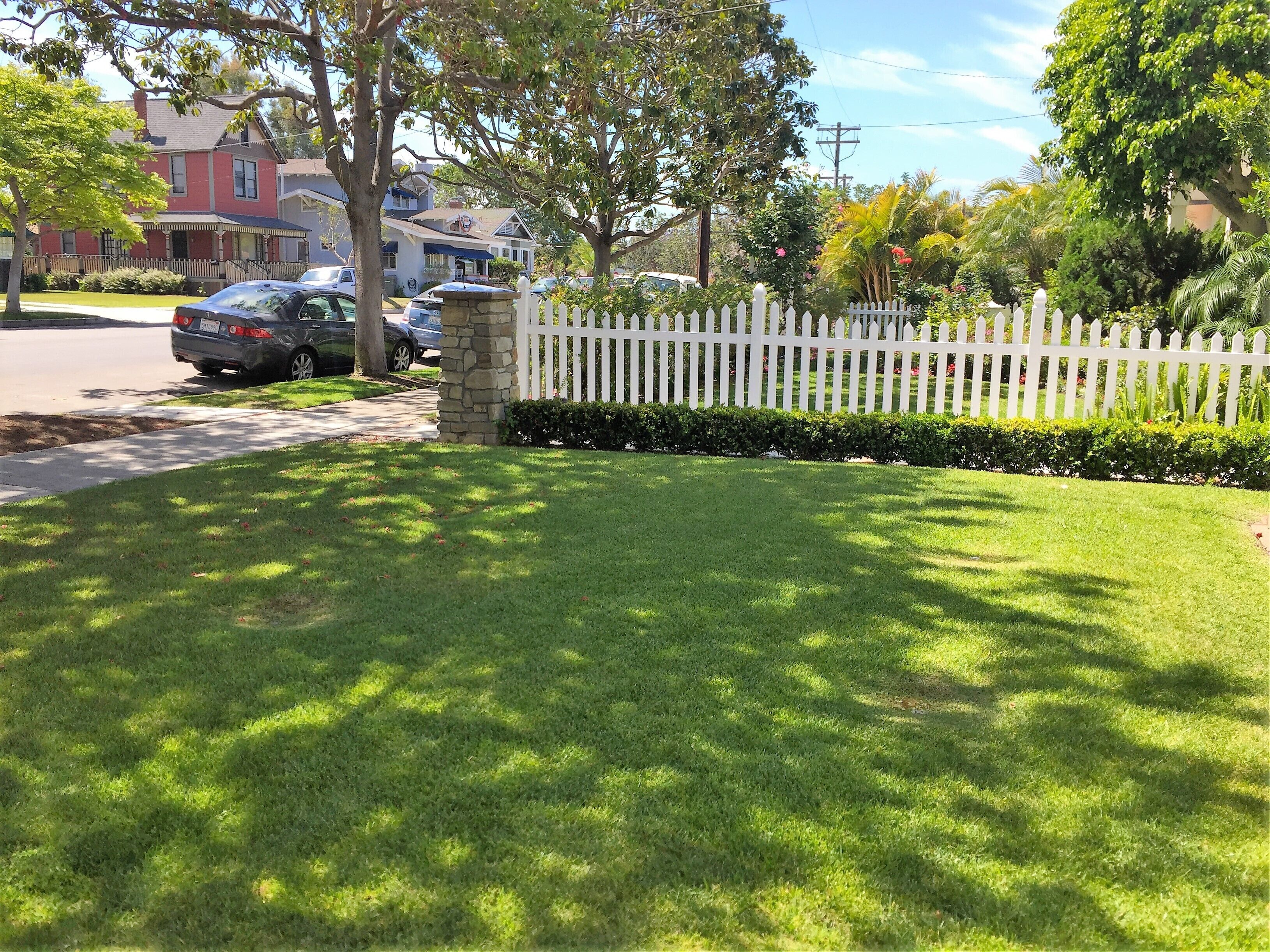 Coastal Bungalow w/AC 1.5 Blocks From Beach!